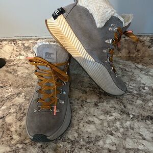 Sorel Out 'N About III Conquest Waterproof Boots for Ladies